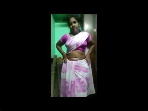 aunty ki bra|Tamil Mom dress change captured his neighbours son